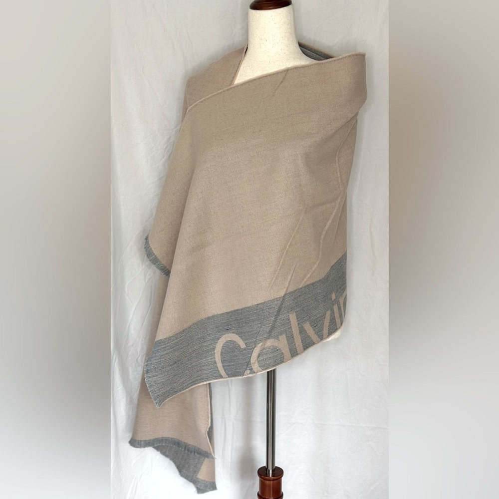 Calvin Klein Gray and Beige Knit Long Scarf and Shawl